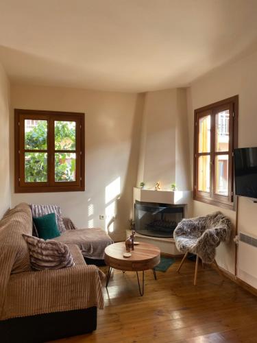 Delfi's cozy maisonette - Apartment - Delfoi