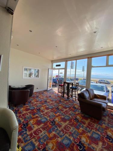 South Beach Promenade Bed & Breakfast - image 4