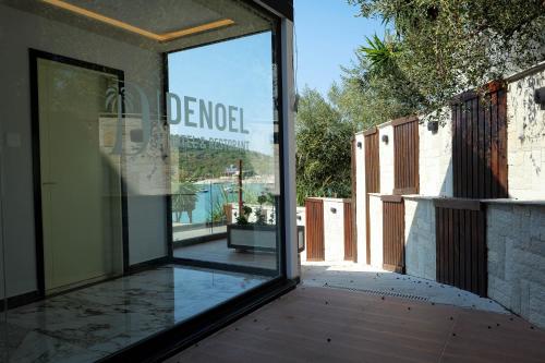 HOTEL DENOEL – Ksamil, OR
