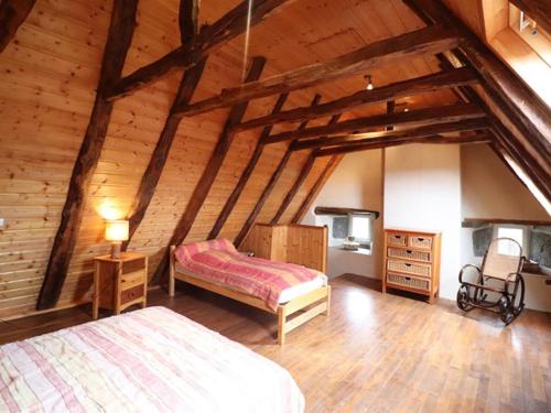 Maison de caractère rénovée près du lac de Sarrans - 5 pers, jardin, cheminée, internet - FR-1-742-256 Maison de caractère rénovée près du lac de Sarrans - 5 pers, jardin, cheminée, internet - FR-1-742-256