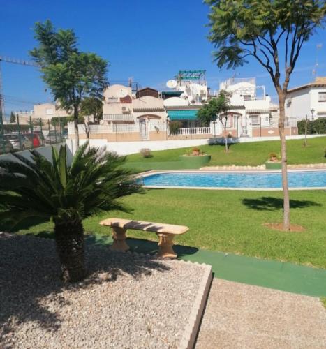 Apartament Casa del Gato Rojo , communal swimming pool , terrace with barbecue