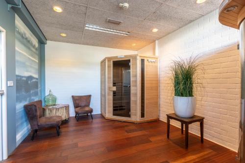 Strandhotel Westduin - image 6