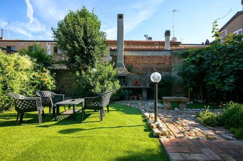 MAISON ANNA - RELAX in Casa Indipendente con Giardino in Centro e Free Parking - Rimini