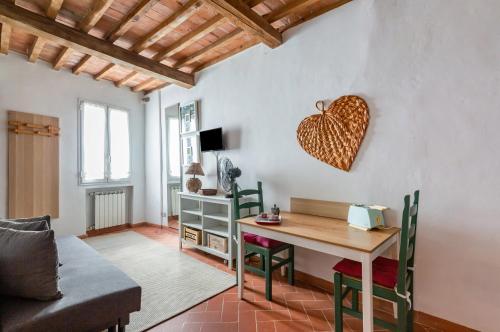  GuestHost - Boboli Gardens Lovely Apartment in Florenz