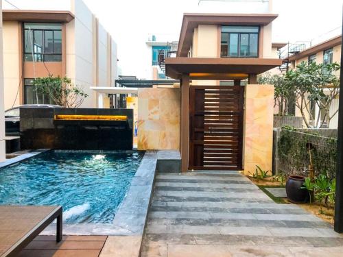 Luxury villa trong Whyndham garden Cam Ranh