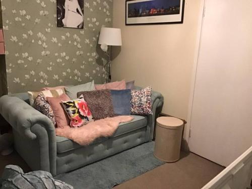 1 bed flat near central London, London