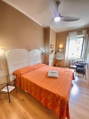 Hotel Dali, Florence