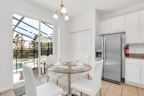 Aviana Resort 6 Bed 5 Baths in Davenport, USA