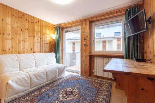 Monolocale ristrutturato in centro paese con wifi AS19 - Apartment - Breuil-Cervinia