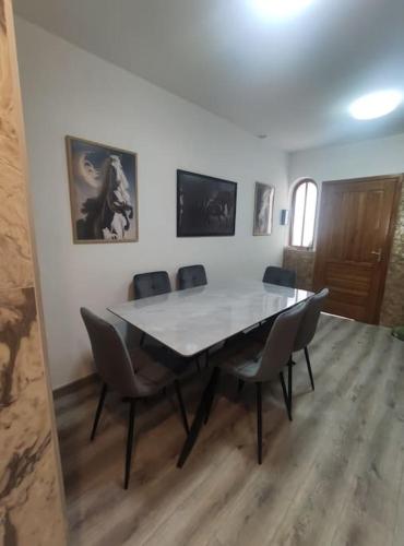 Ace apartments
