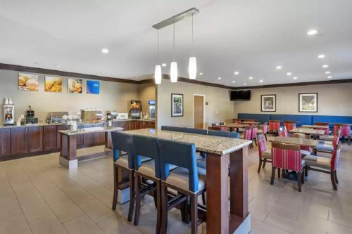 Comfort Inn La Porte