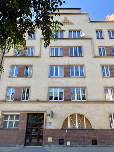 Cozy Old Town Studio