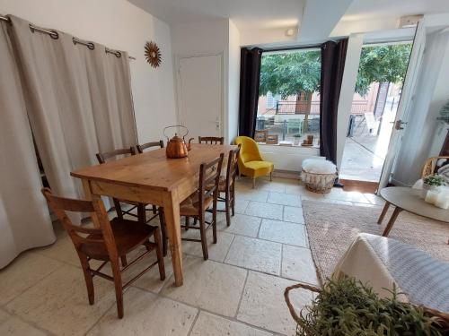 Chez Laurette - Historic Appartement Near Versailles & Station in Marly-le-Roi