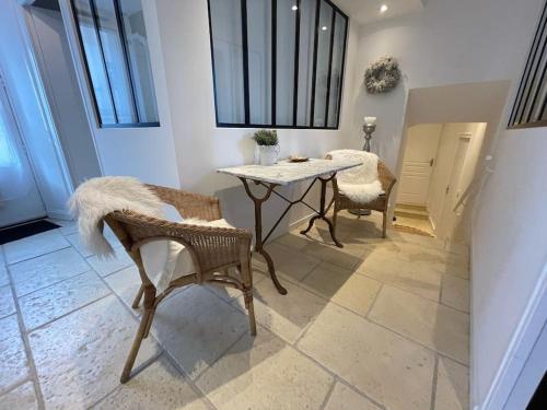 Chez Laurette - Historic Appartement Near Versailles & Station in Marly-le-Roi