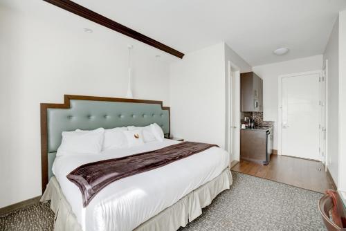 Condor Hotel by LuxUrban, Trademark Collection by Wyndham image 45