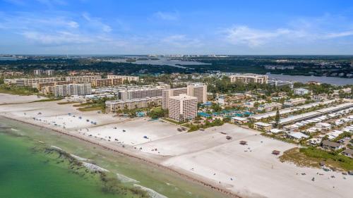 Siesta Beach Condo Rental with direct beach and pool access secondary
