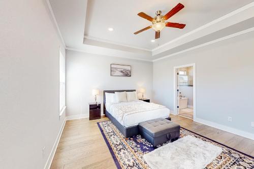 Life is Good on 18th Street