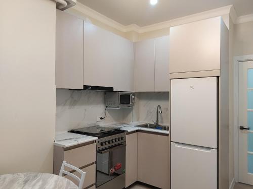 AURA on Jumabek street 233, Bichkek (photo 6)