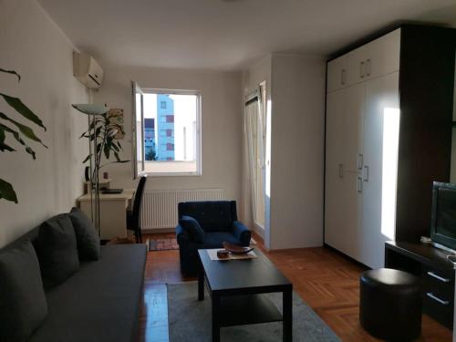 Apartman Luminii