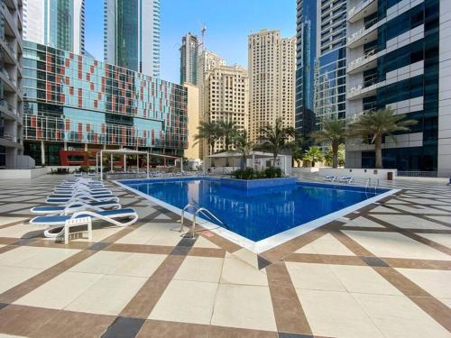 StoneTree - Furnished 1 BR in Bay Central - image 12
