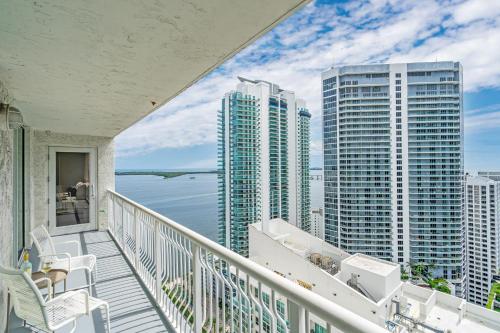 LUX 2B/2B Brickell - Free Parking in Miami, USA