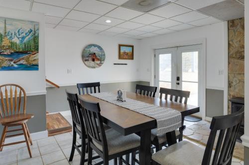 Spacious McMinnville Vacation Home with Gas Grill! in McMinnville, USA
