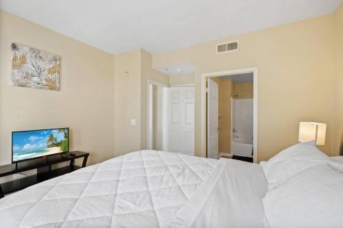 Luxury 2BR/2BA! 5 MIN to Disney!