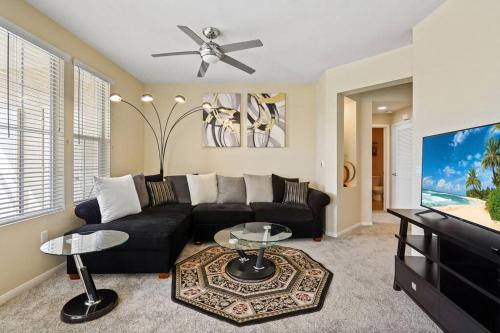 Luxury 2BR/2BA! 5 MIN to Disney!