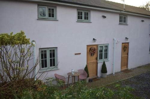 Luxury 2-Bed Barn Conversion in Llansteffan