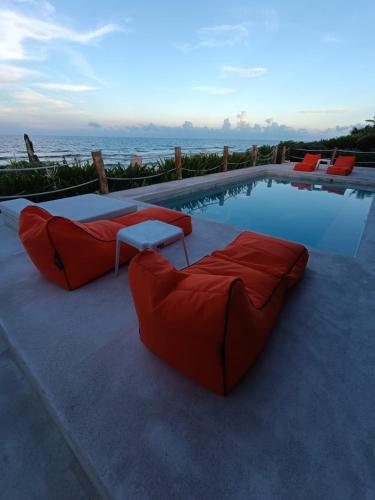 Punta Piedra ocean front studios