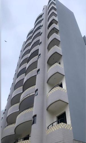 apartamento com piscina guaruja enseada