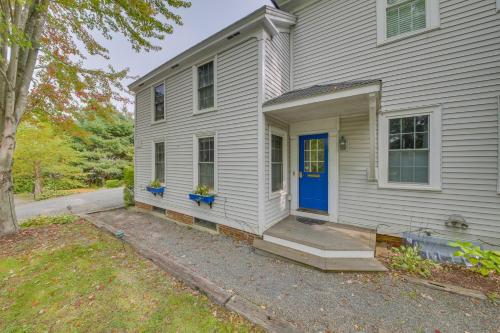 Charming Belfast Home, Walk to Downtown!