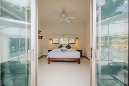 Ivory Pool Villa Dreamy Villa With Sparkling Pool - image 5