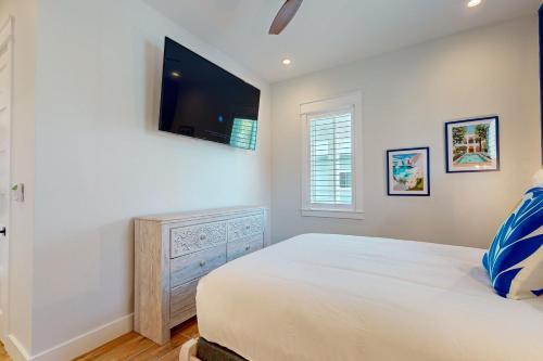SBKC642, The Emerald, Sleeps 22, Pool & Ocean Views in Port Aransas, USA