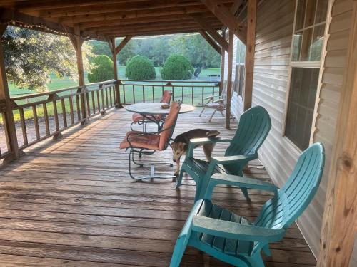 Alpine Lakeview Double Wide 6beds 3BR Wifi Washer&Dryer in Hemphill, USA