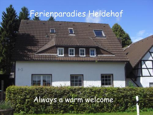 Farm Stay Heidehof - Hotel - Hellenthal