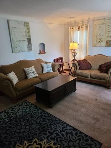MOA, Airport, Lakes, Concerts, Sports, & More! Relax & Enjoy in Richfield, USA