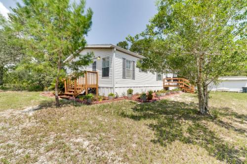 Weeki Wachee Vacation Rental about 13 Mi to the Ocean! in Spring Hill, USA