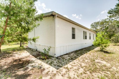 Weeki Wachee Vacation Rental about 13 Mi to the Ocean!