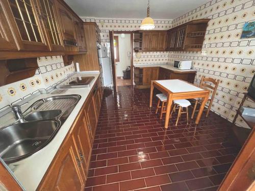 Apartamento Dentro De Muralla Y Parking Gratuito En Pleno Centro - Lugo, España