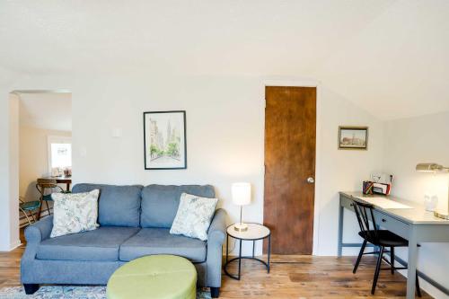 Cozy Norwalk Apt Near Cedar Point and Kalahari! in Norwalk, USA