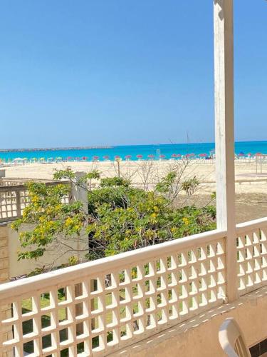 للإيجار 4 غرف أول صف بحر مارينا الساحل الشمالي العلمين 0ج - El Alamein