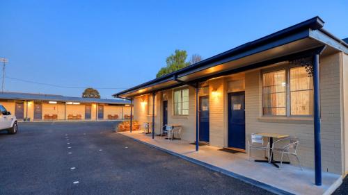 숙소 외관, CBD GI Motel in 글렌 이네스