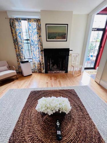 Historic Corner Apartment with patio & off street parking