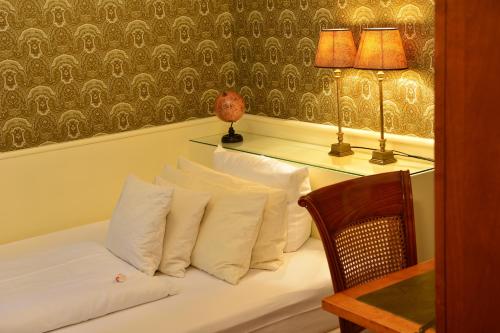 Hotel Domstern - image 4