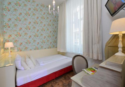 Hotel Domstern - image 3