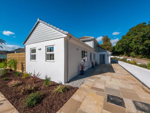 Chestnut Cottage - UK11846 - Saltash