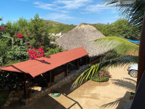 Siete Piedras Beachfront Village