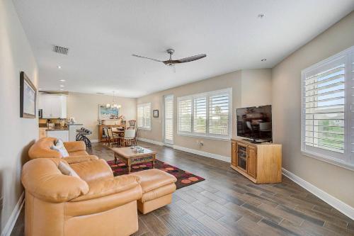 Palma Sola Bay Club Condominium in Bradenton, USA