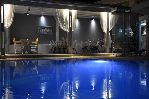 Rodakas Hotel - image 10